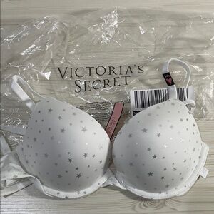 Victoria's Secret Silver Star Pattern Bra
